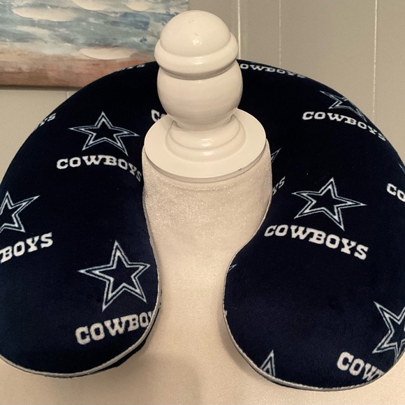 Cowboys Neck Pillow - Picture 2 of 4